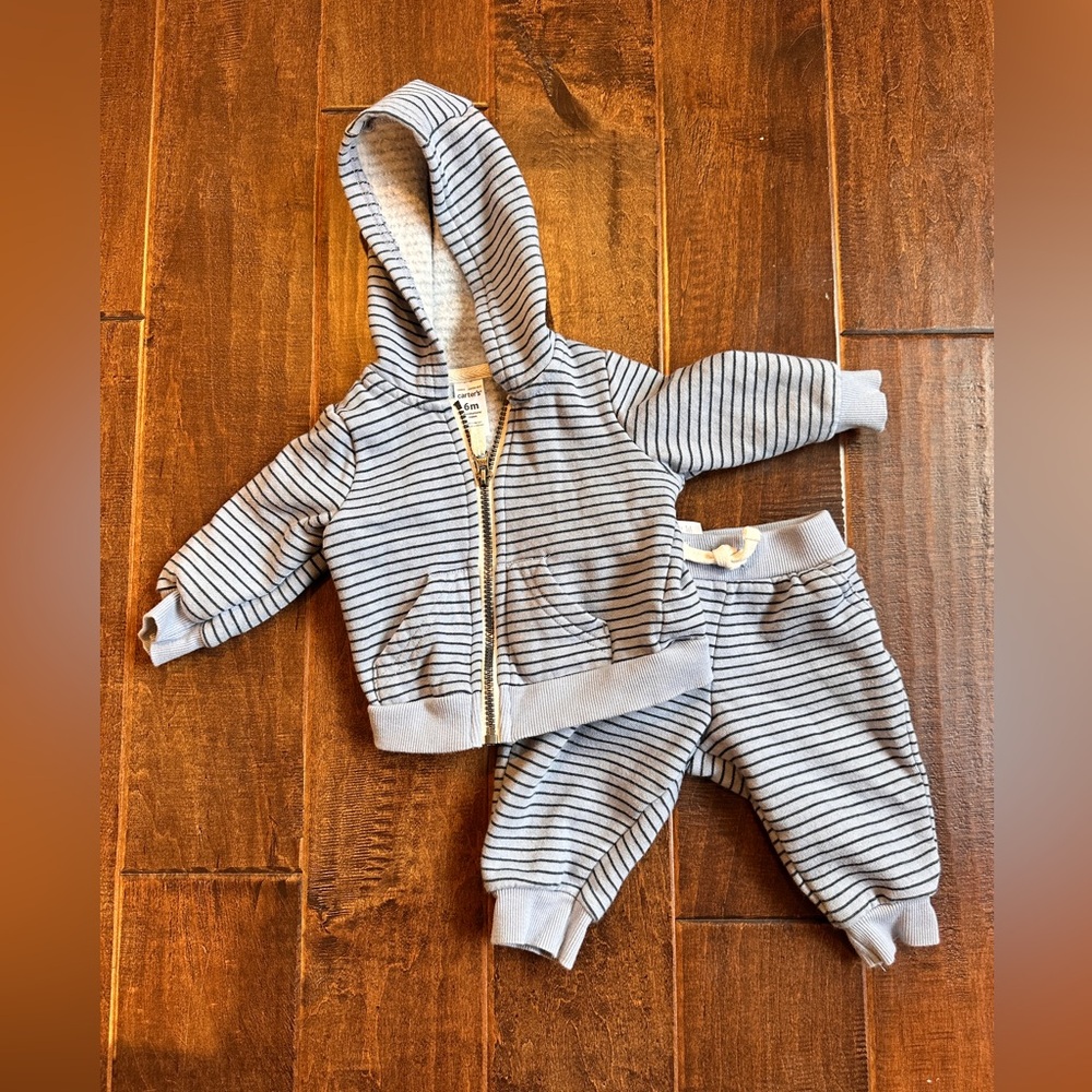 Carter’s Striped Sweatsuit Set, 6m